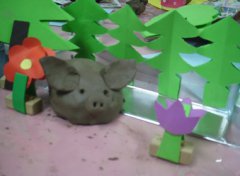 幼儿园泥工制作：可爱的小猪