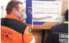“云海荡朝日，春色任天涯”是什么意思_出处典故是什么？